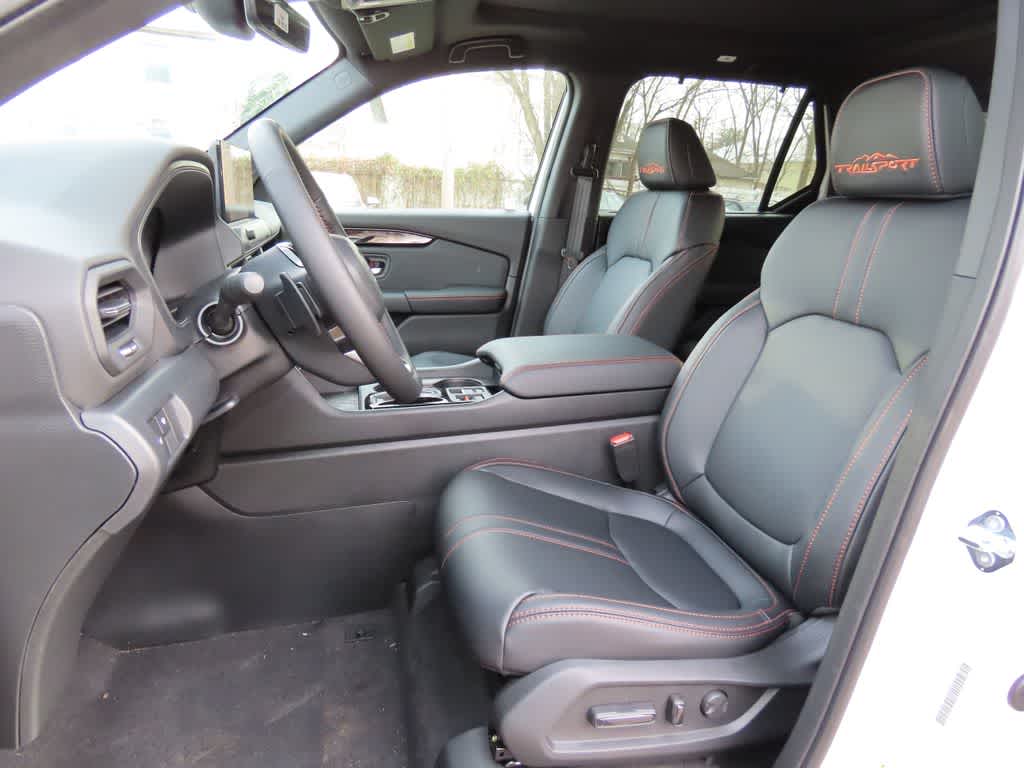 Thumbnail: 2026 Honda Pilot - 14