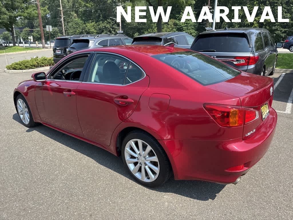 Thumbnail: 2010 Lexus IS - 11