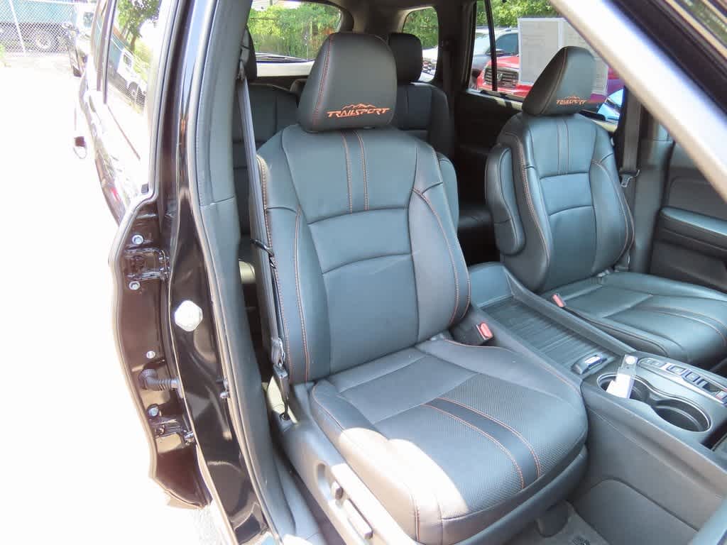 Thumbnail: 2023 Honda Passport - 16