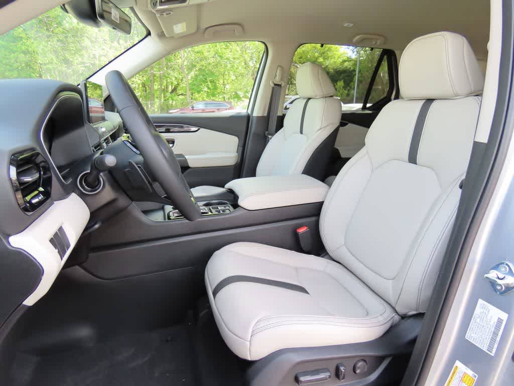 Thumbnail: 2026 Honda Pilot - 13