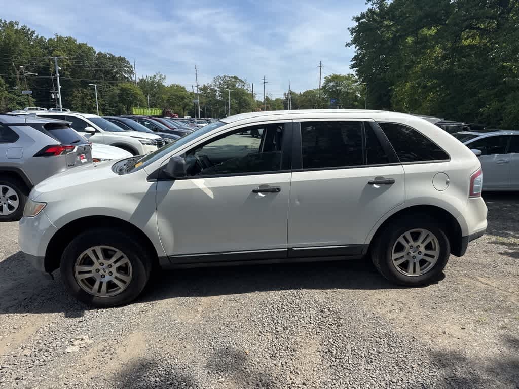 Thumbnail: 2010 Ford Edge - 3