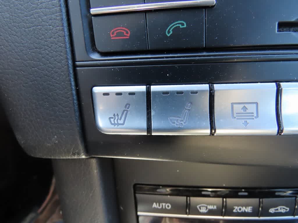 Thumbnail: 2016 Mercedes-Benz E-Class - 23