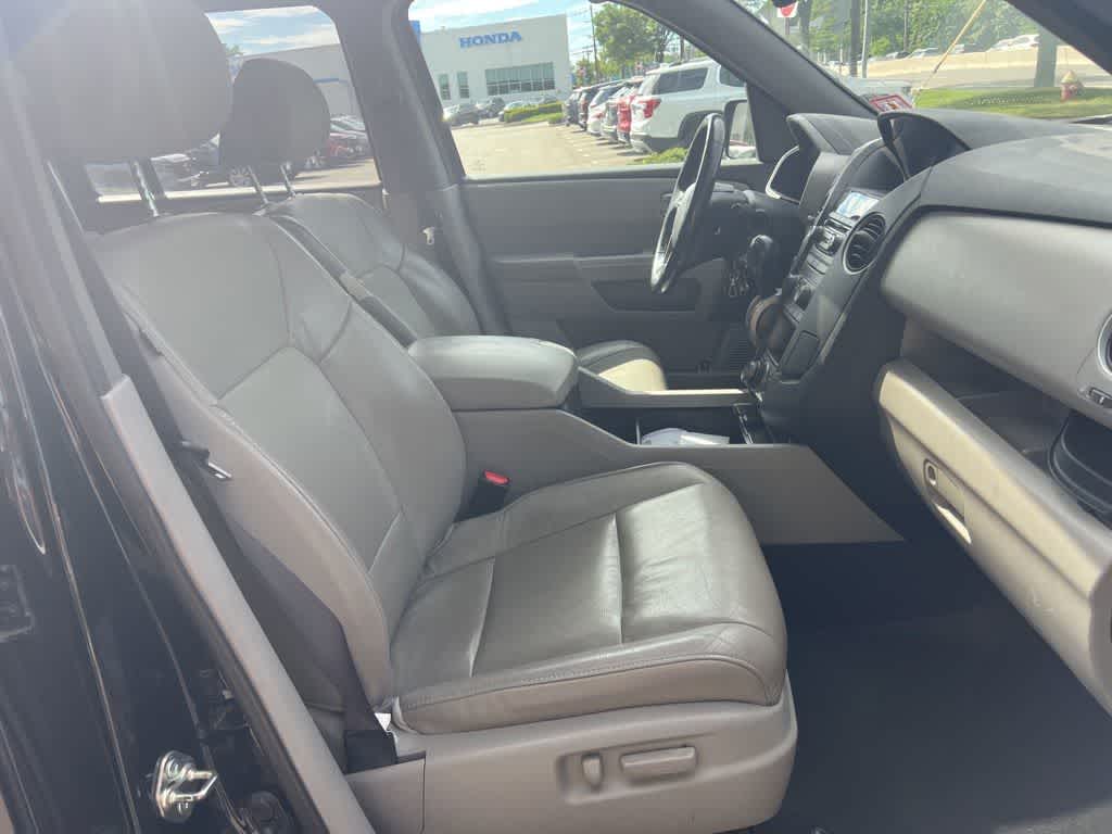 Thumbnail: 2015 Honda Pilot - 28