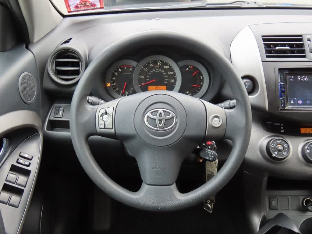 Thumbnail: 2011 Toyota RAV4 - 20