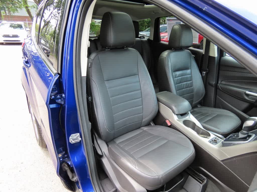 Thumbnail: 2013 Ford Escape - 19