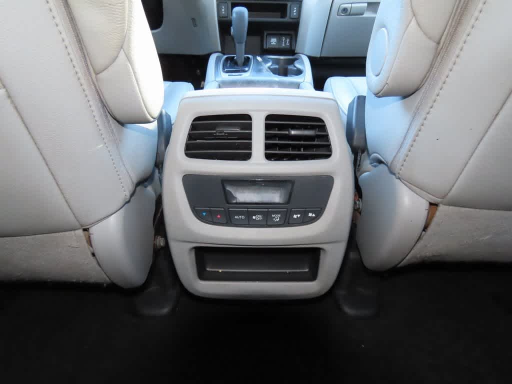 Thumbnail: 2018 Honda Pilot - 25