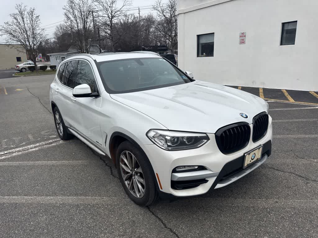 Thumbnail: 2018 BMW X3 - 10