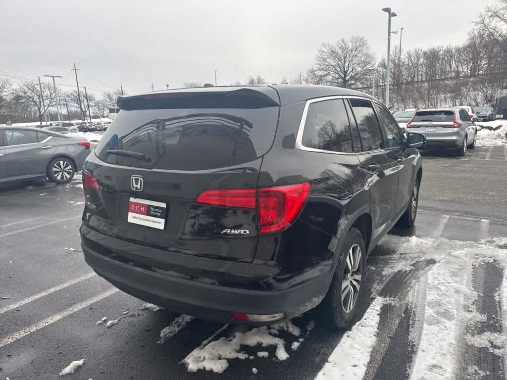 Thumbnail: 2018 Honda Pilot - 9