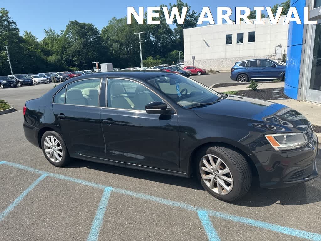 Thumbnail: 2011 Volkswagen Jetta - 6