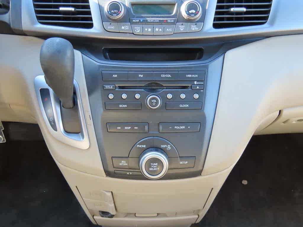 Thumbnail: 2012 Honda Odyssey - 22