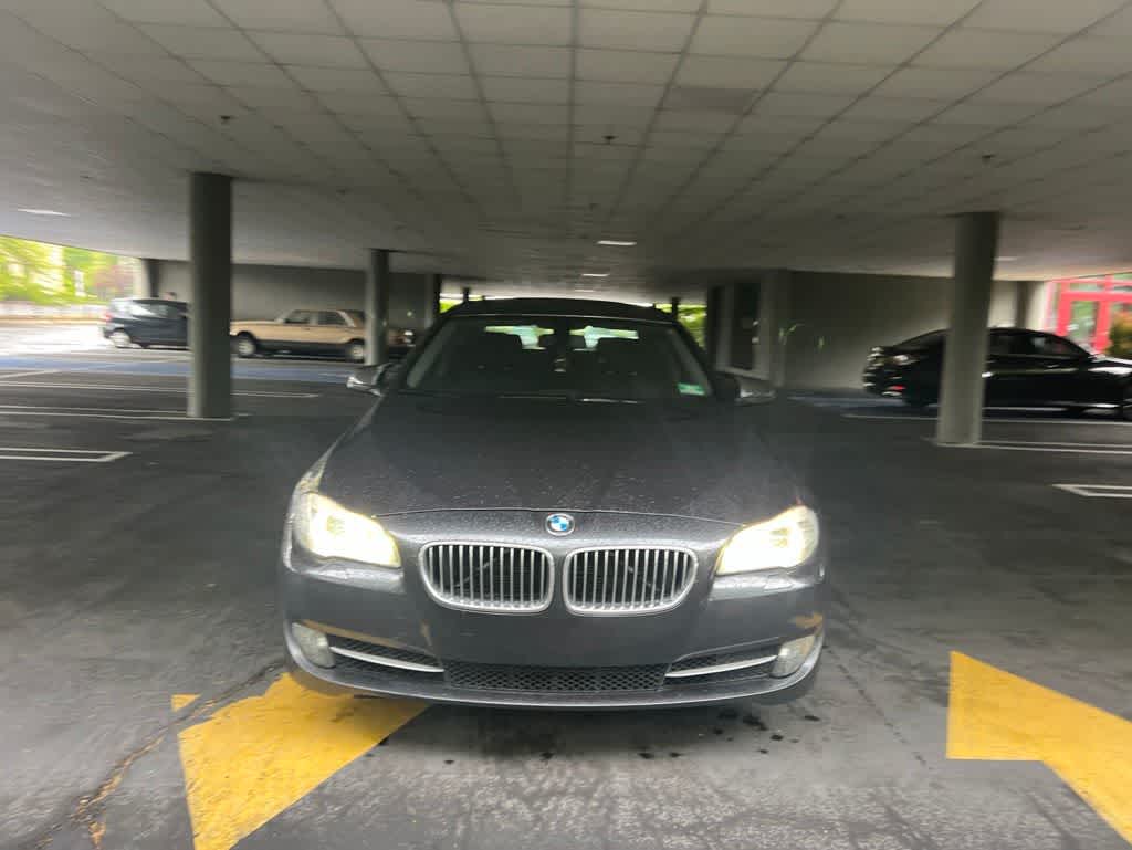 Thumbnail: 2013 BMW 5 Series - 8