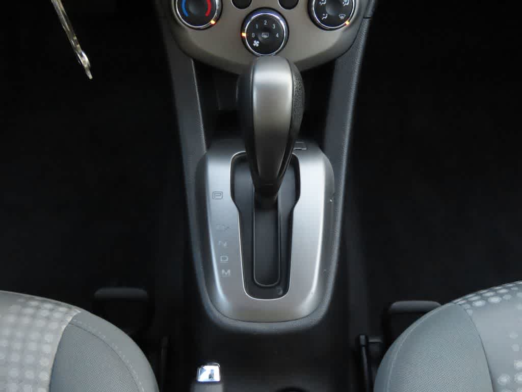 Thumbnail: 2013 Chevrolet Sonic - 19