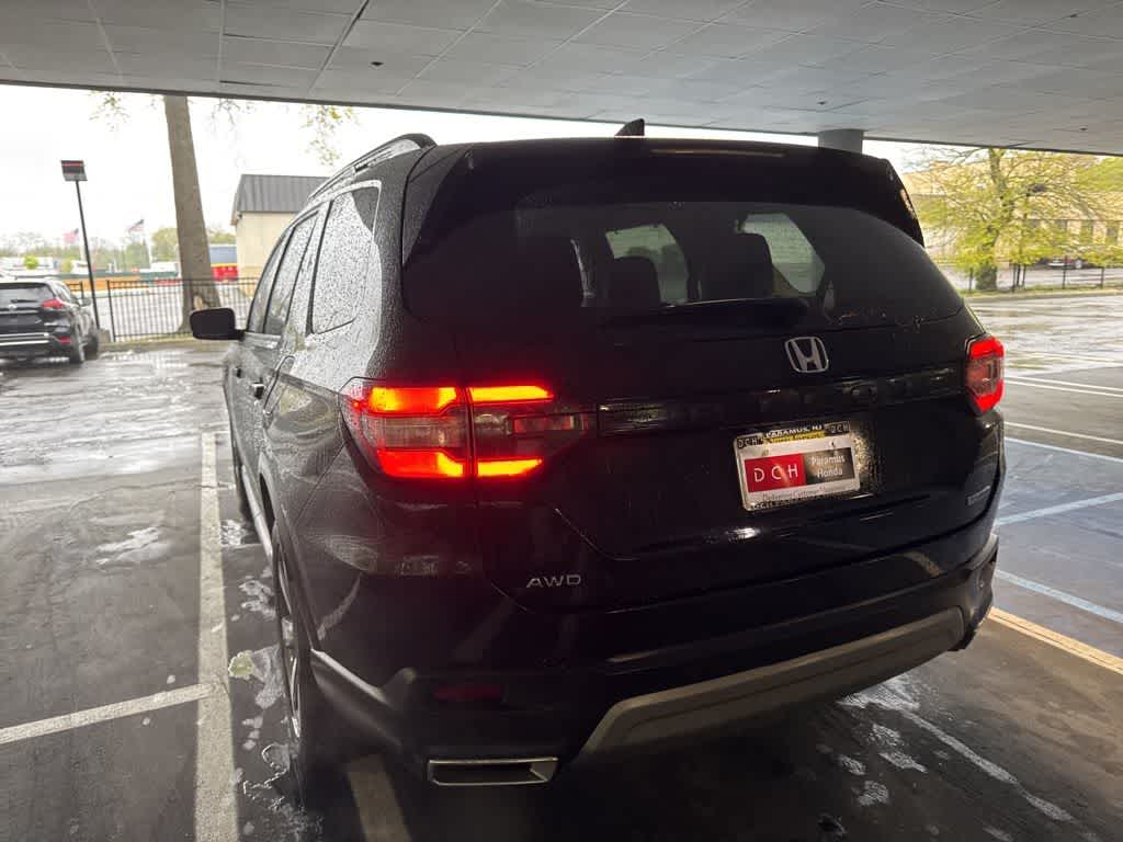 Thumbnail: 2023 Honda Pilot - 19