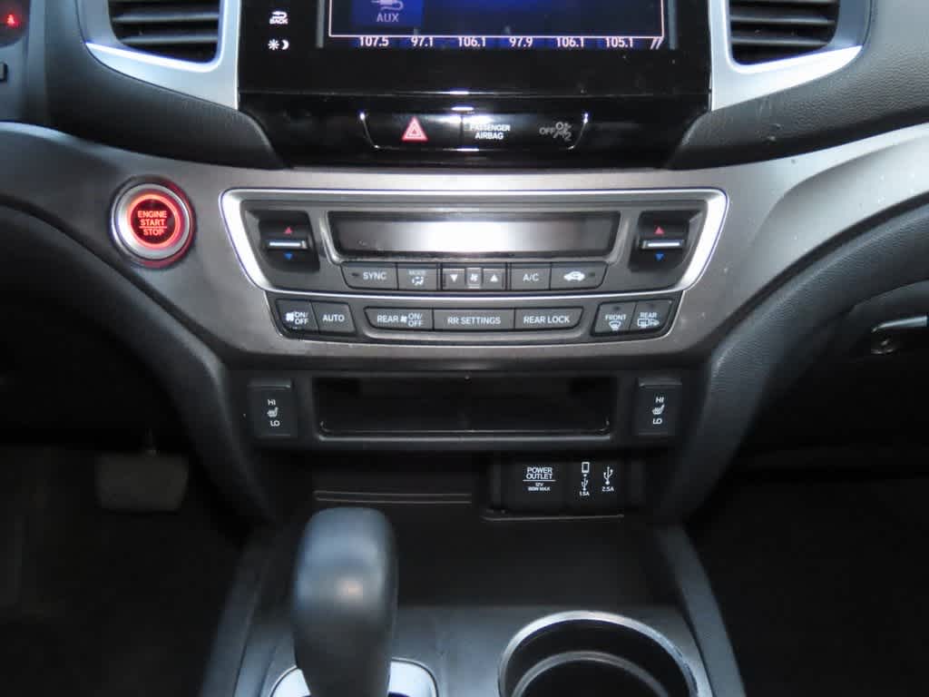 Thumbnail: 2018 Honda Pilot - 22