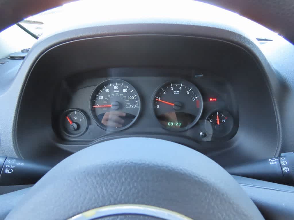 Thumbnail: 2013 Jeep Patriot - 23