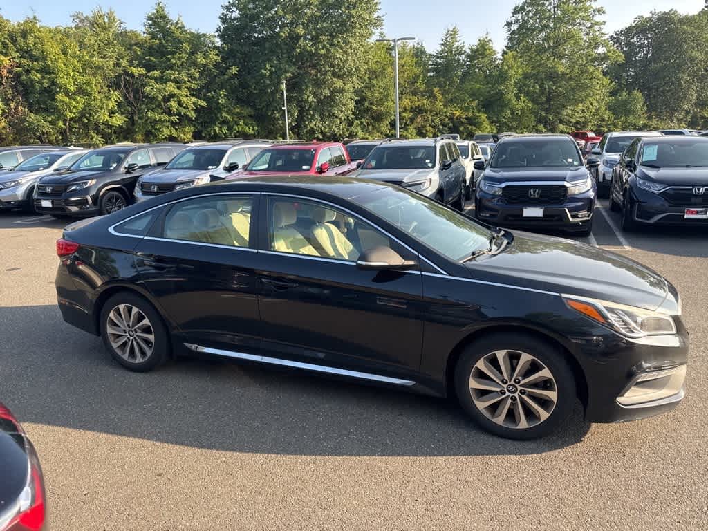 Thumbnail: 2015 Hyundai Sonata - 5
