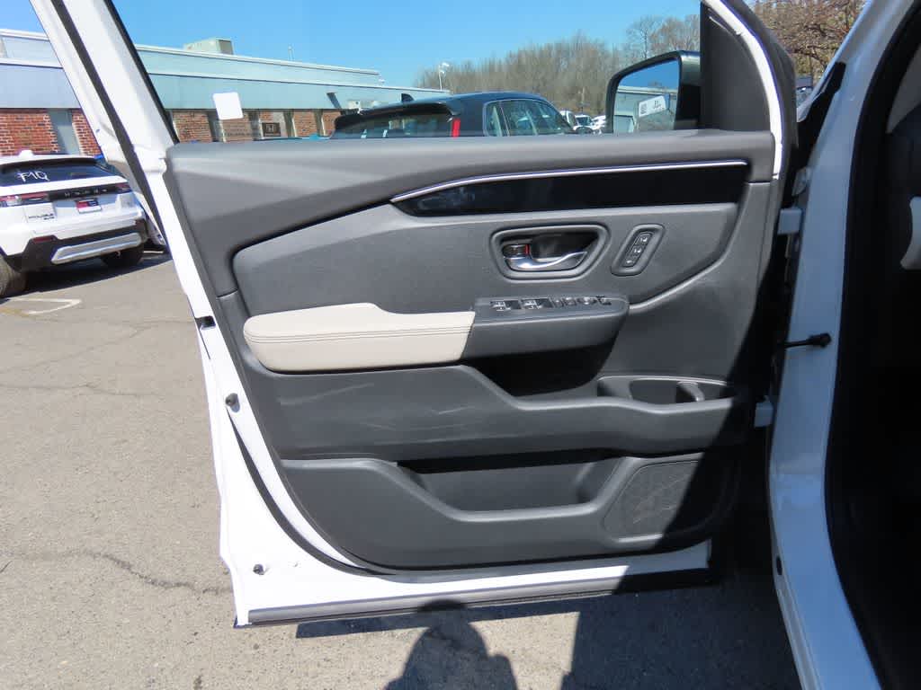 Thumbnail: 2026 Honda Passport - 13