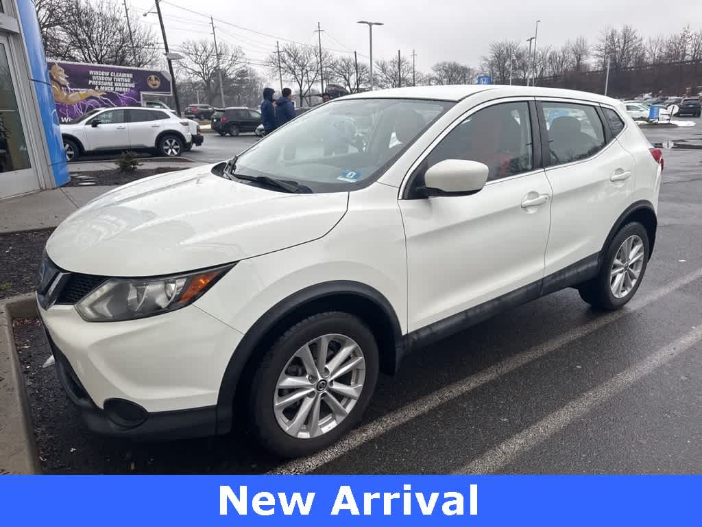 2019 Nissan Rogue Sport S -
                  Paramus, NJ