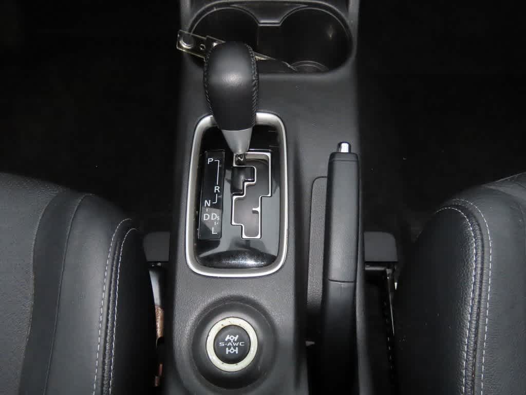 Thumbnail: 2016 Mitsubishi Outlander - 22