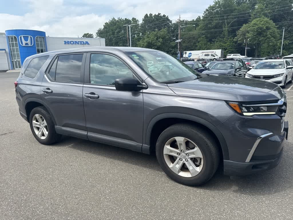 2024 Honda Pilot LX 32
