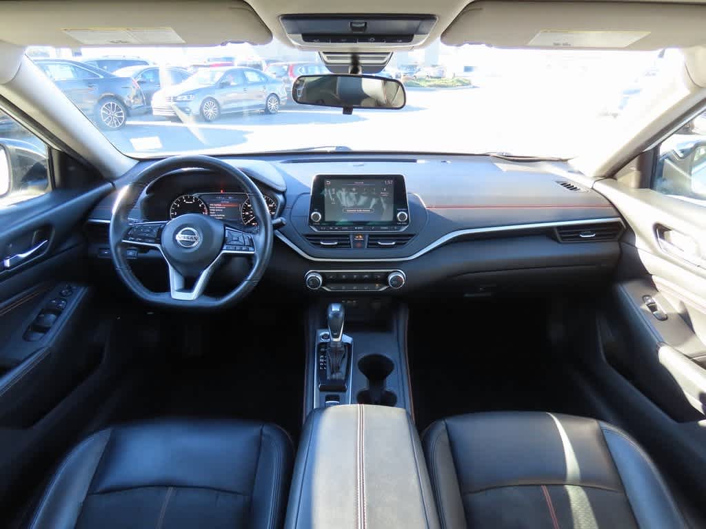 Thumbnail: 2020 Nissan Altima - 18