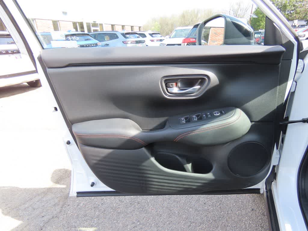 Thumbnail: 2023 Honda HR-V - 16