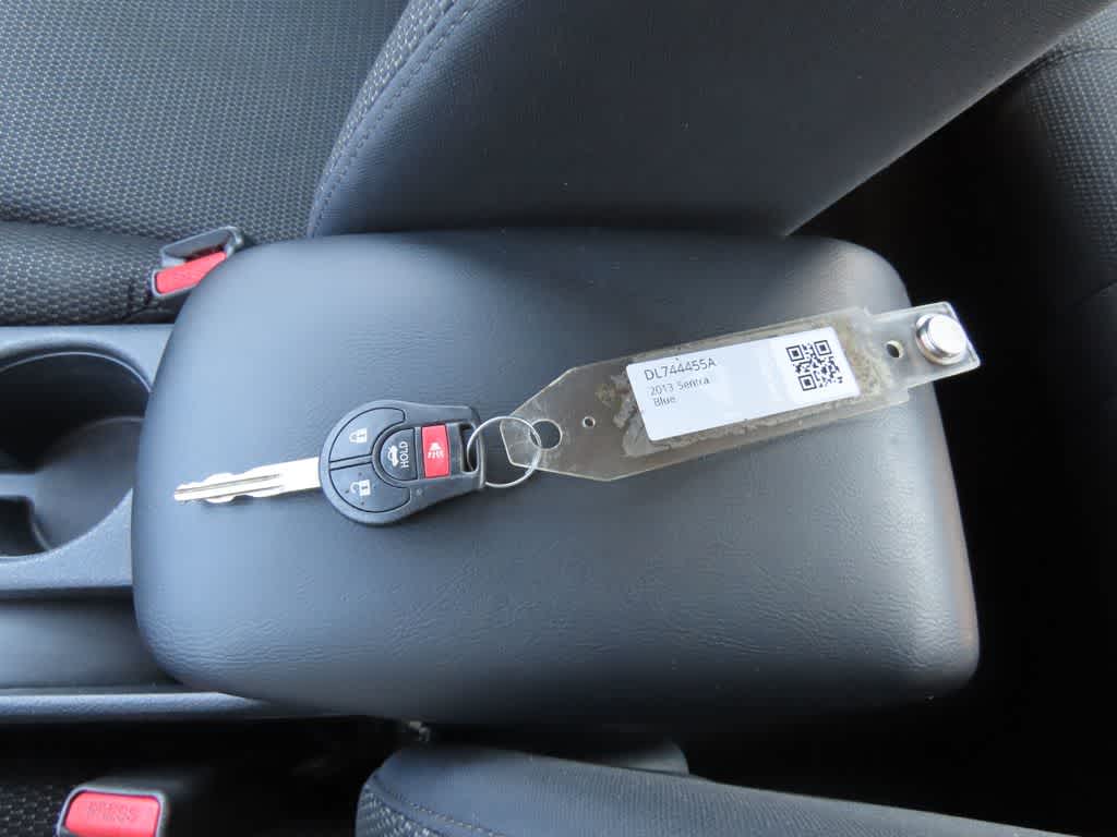 Thumbnail: 2013 Nissan Sentra - 24