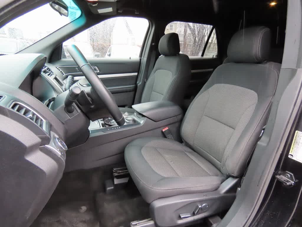 Thumbnail: 2017 Ford Explorer - 12