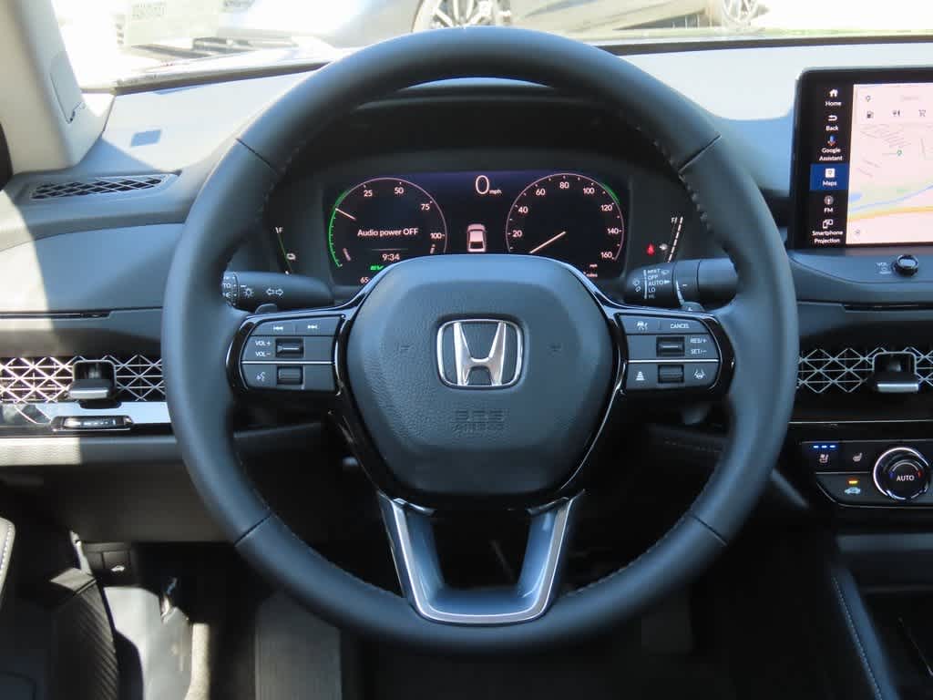 2025 Honda Accord Touring 17