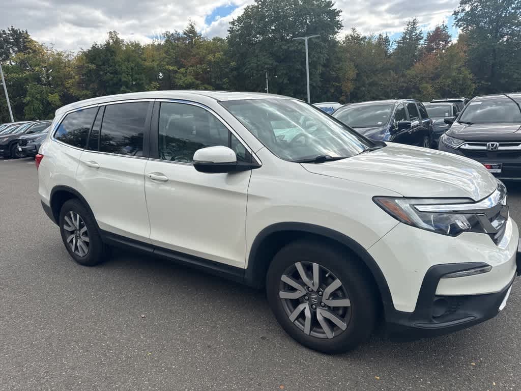 Thumbnail: 2019 Honda Pilot - 17
