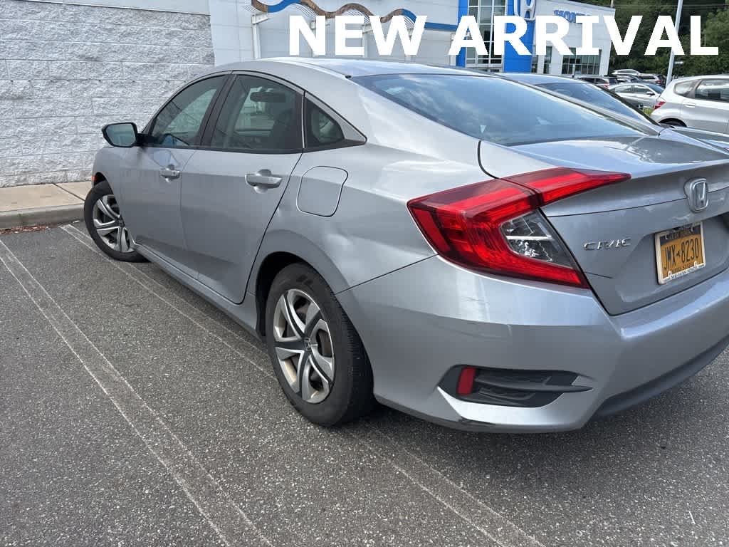 Thumbnail: 2016 Honda Civic - 4