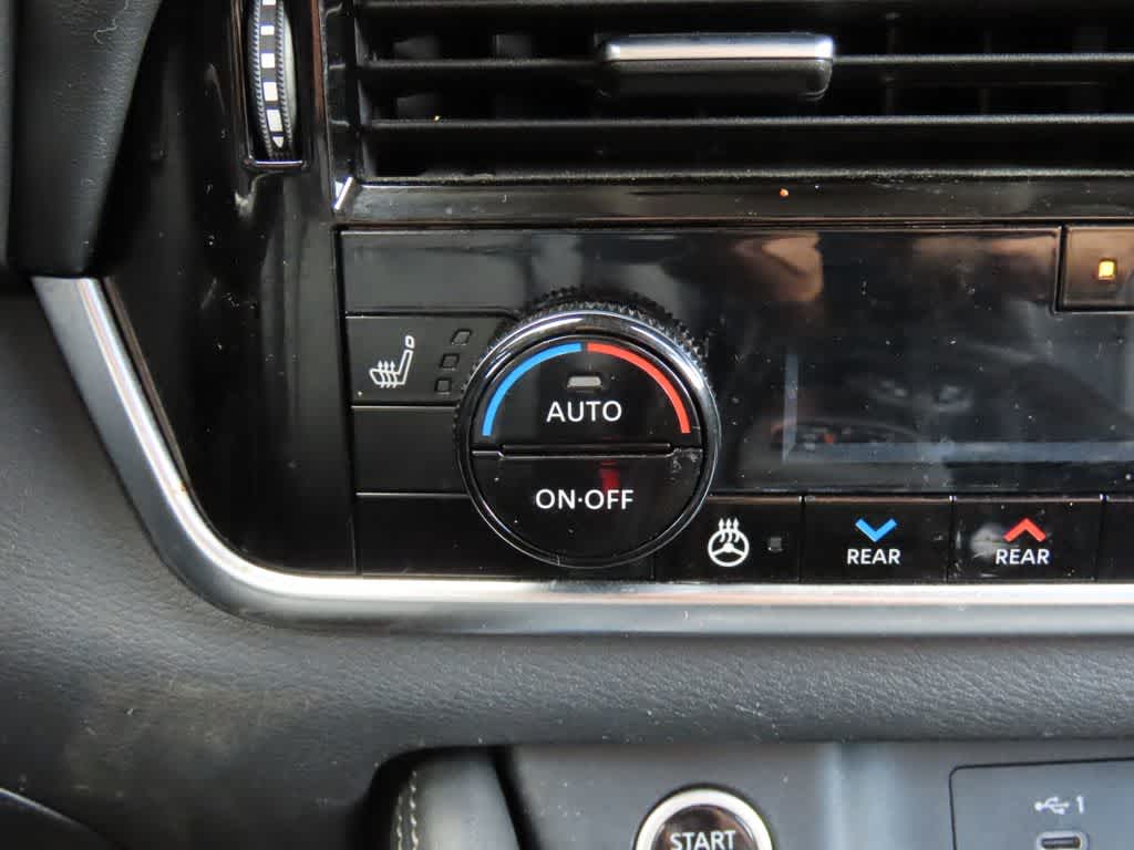 Thumbnail: 2023 Nissan Rogue - 26