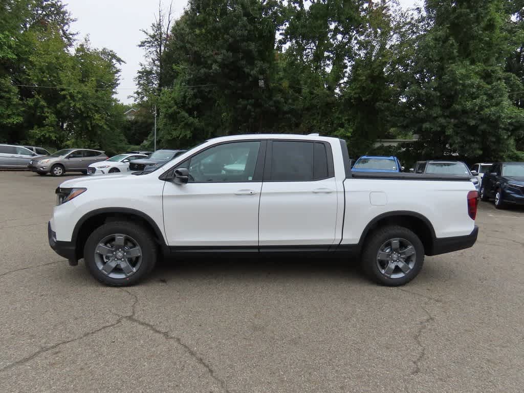 Thumbnail: 2025 Honda Ridgeline - 3