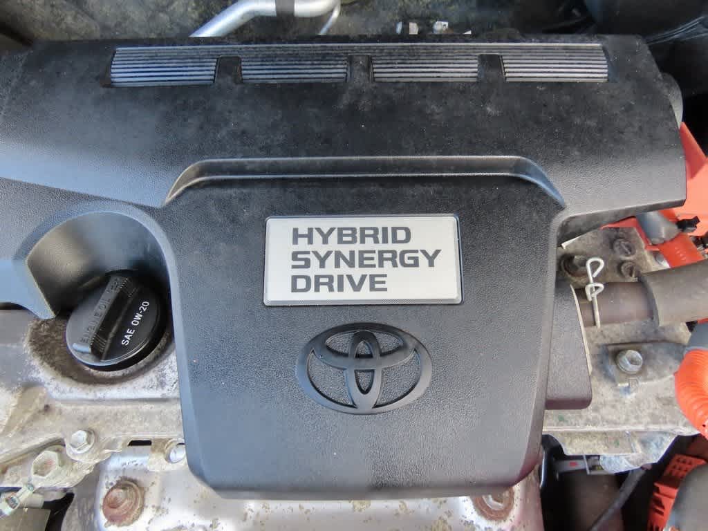 Thumbnail: 2017 Toyota RAV4 - 12