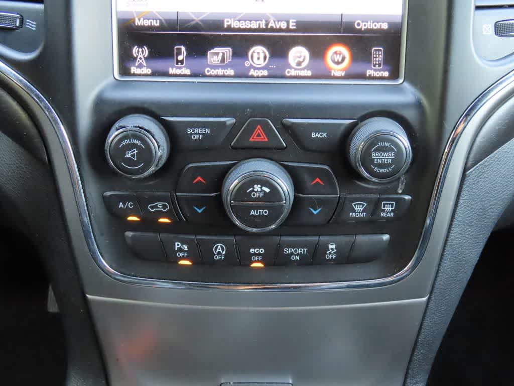 Thumbnail: 2017 Jeep Grand Cherokee - 21