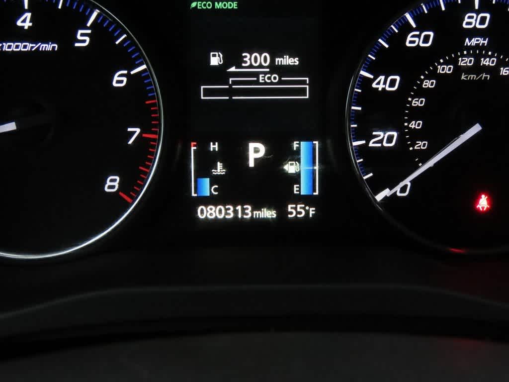Thumbnail: 2016 Mitsubishi Outlander - 25