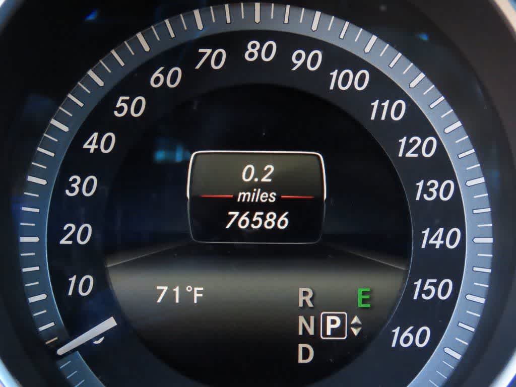 Thumbnail: 2015 Mercedes-Benz E-Class - 26