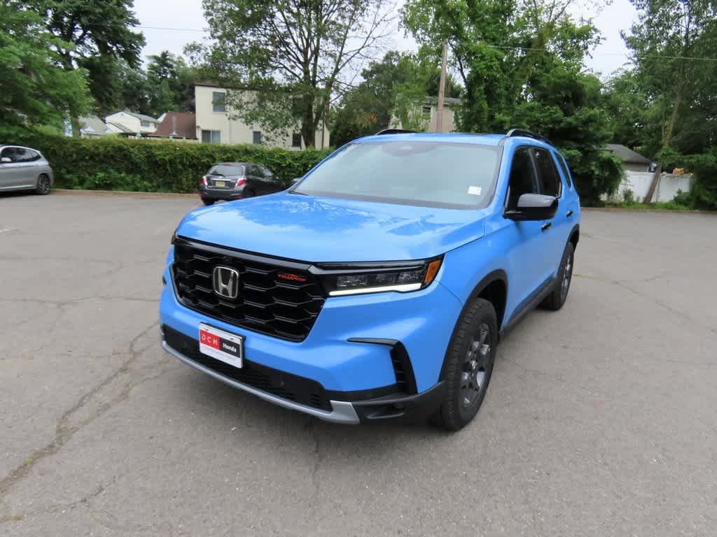 Thumbnail: 2025 Honda Pilot - 1