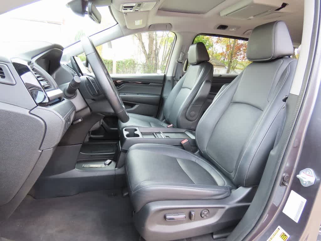 Thumbnail: 2023 Honda Odyssey - 13