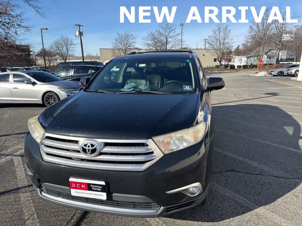 Thumbnail: 2011 Toyota Highlander - 5