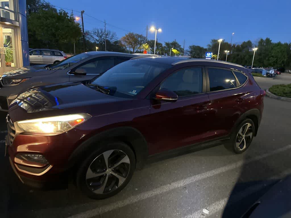 Thumbnail: 2016 Hyundai Tucson - 3