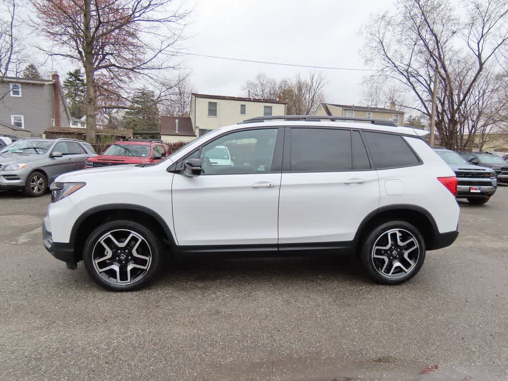 Thumbnail: 2023 Honda Passport - 3