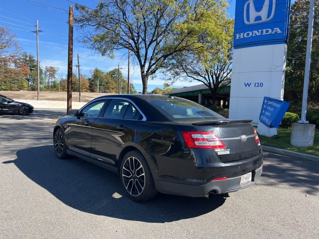 Thumbnail: 2018 Ford Taurus - 16
