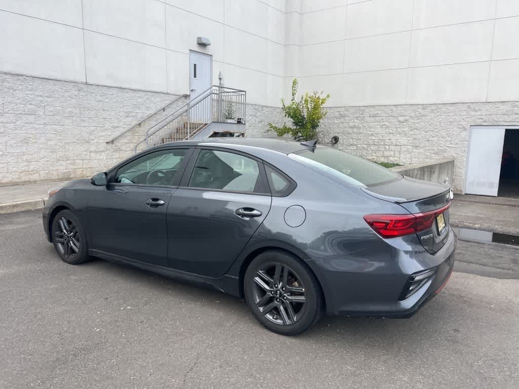 Thumbnail: 2021 Kia Forte - 3