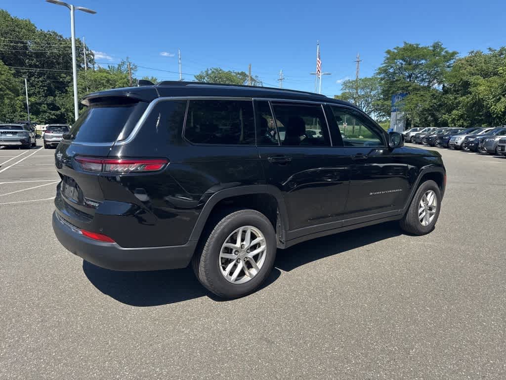Thumbnail: 2022 Jeep Grand Cherokee - 23