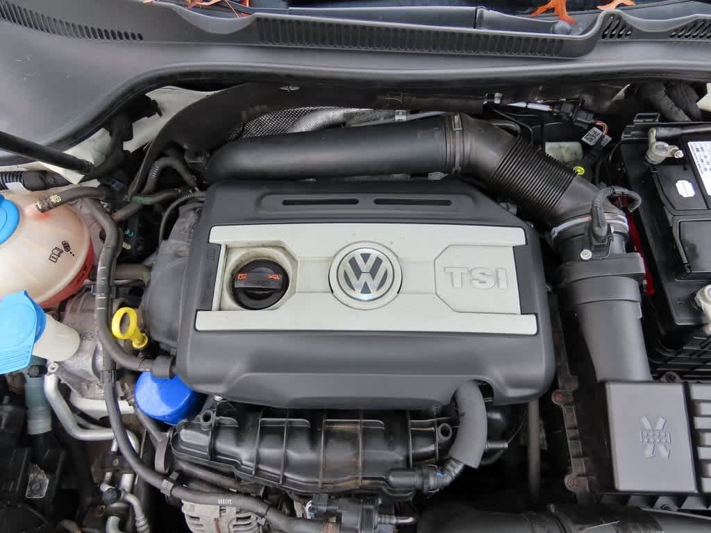 Thumbnail: 2013 Volkswagen Golf - 8