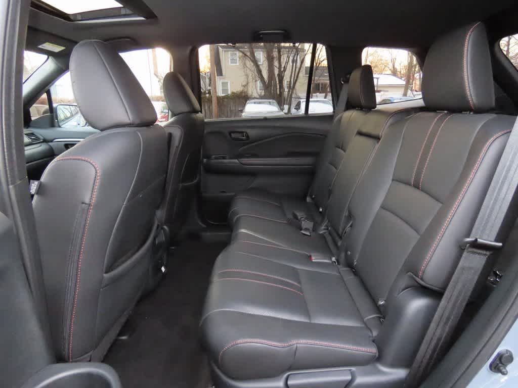 Thumbnail: 2023 Honda Passport - 13