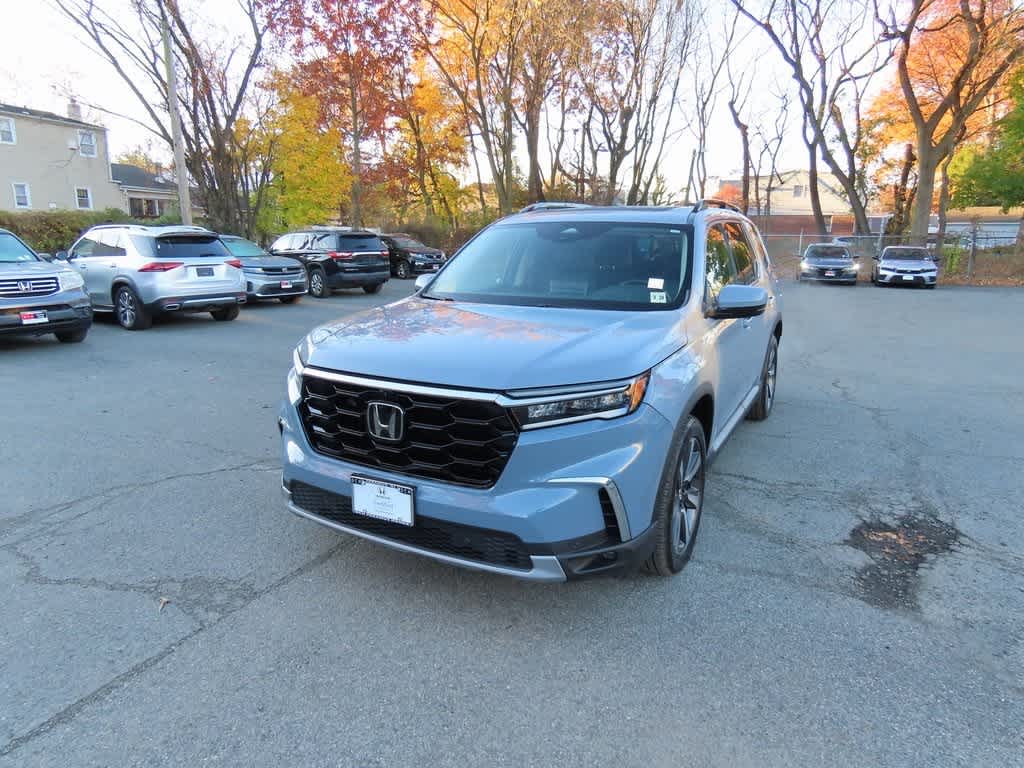 Thumbnail: 2023 Honda Pilot - 1