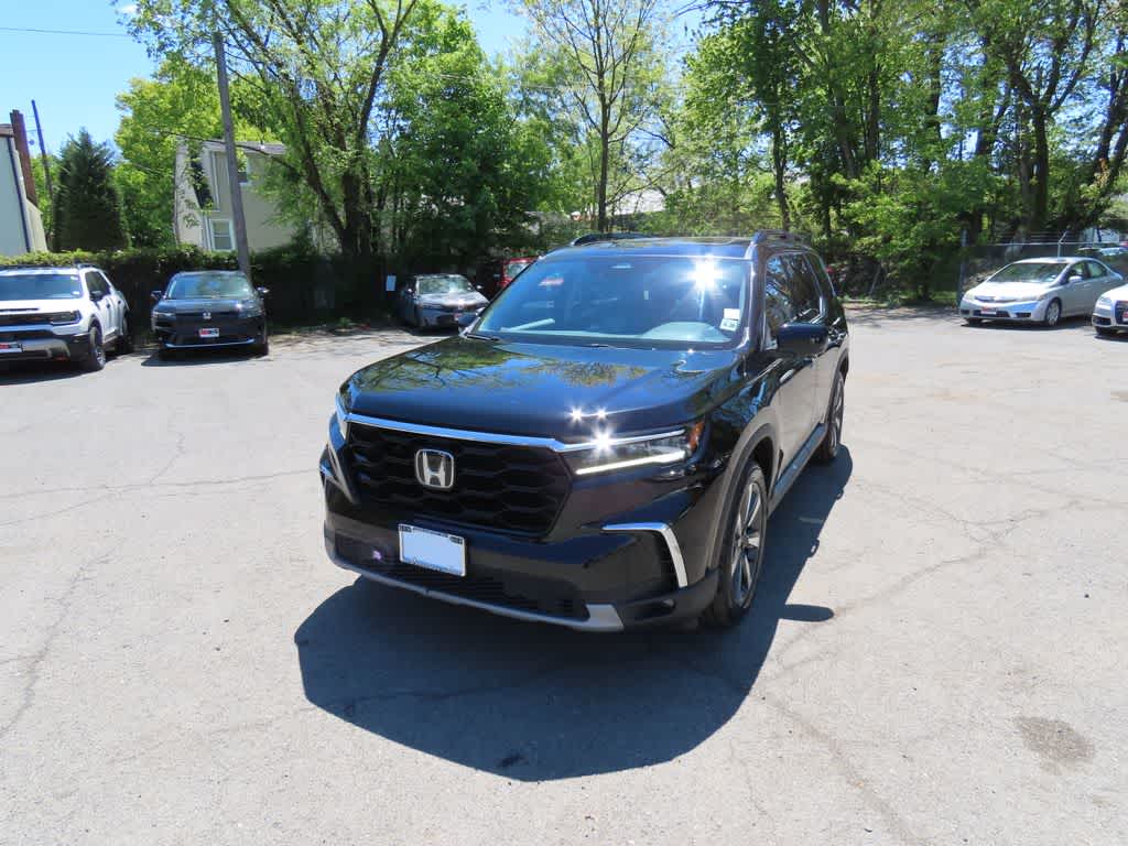 Thumbnail: 2023 Honda Pilot - 1