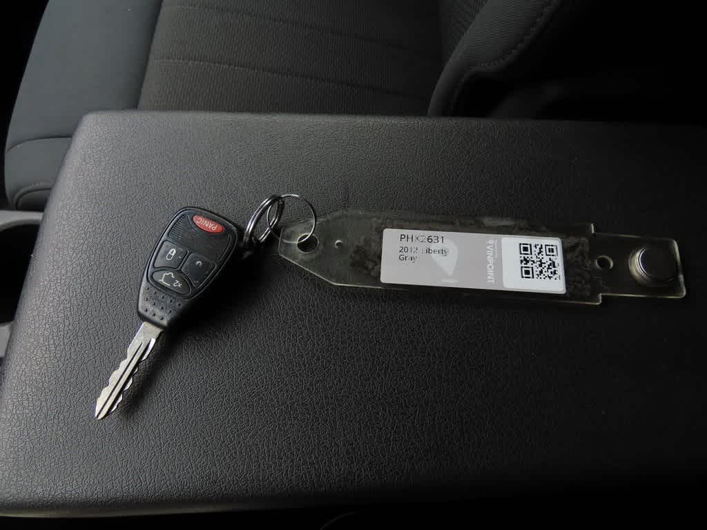 Thumbnail: 2012 Jeep Liberty - 25